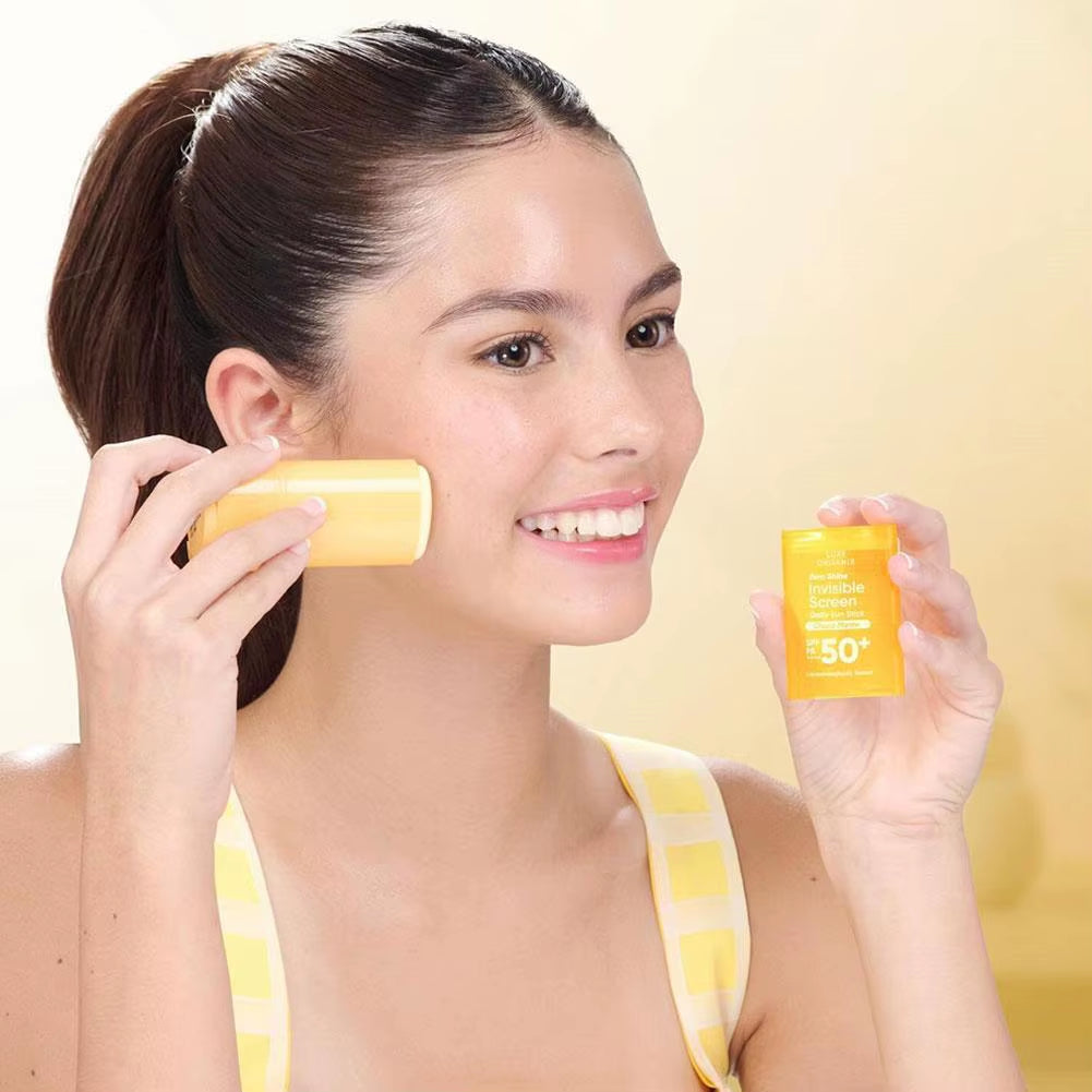 LUXE ORGANIX Organic Sunscreen Stick SPF50+ 17G Waterproof Sweatproof Moisturizing & Brightening Improves Dryness and Tightness